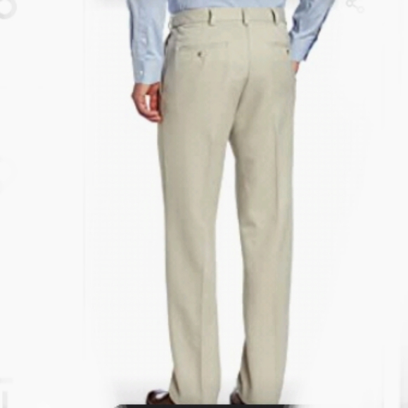 Haggar Cool 18 Classic Fit Plain Front Pants NWT - Picture 2 of 5